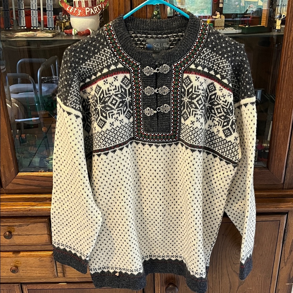 Squaw Valley Norwegian-Style Wool Sweater - Cream & Charcoal